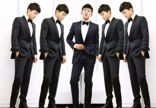 张杰也成立组合?晒5人神秘组织,网友:一眼看去像是伴郎团!