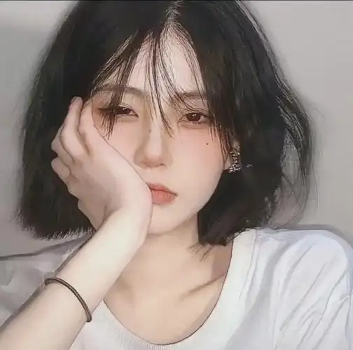 干净阳光的小姐姐#好看的小姐姐 #优质女生头像 #优创图库  - 抖音
