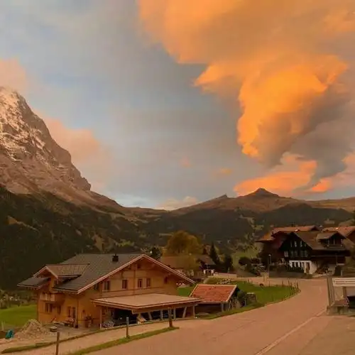 朋友圈背景图壁纸复古