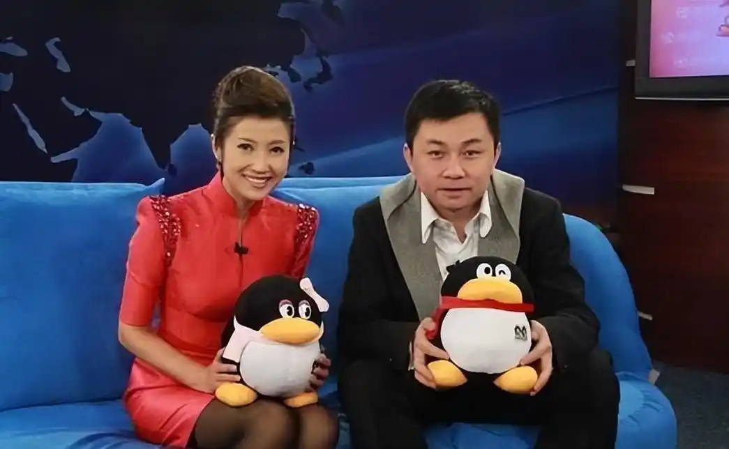 春妮23岁与蒋虎结婚38岁与郭德纲传绯闻40岁嫁给央视名嘴