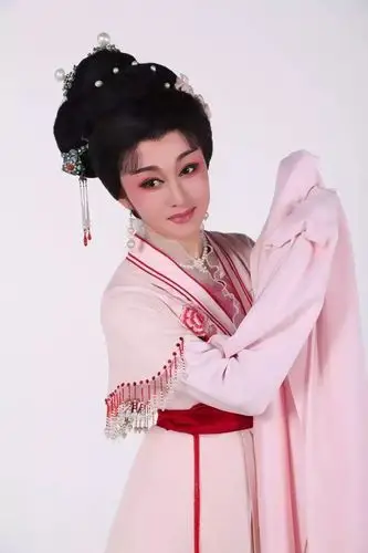 章益清月华如水香远益清