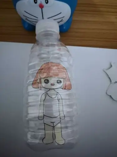 合肥鹤琴幼儿园手工活动:矿泉水瓶用处多