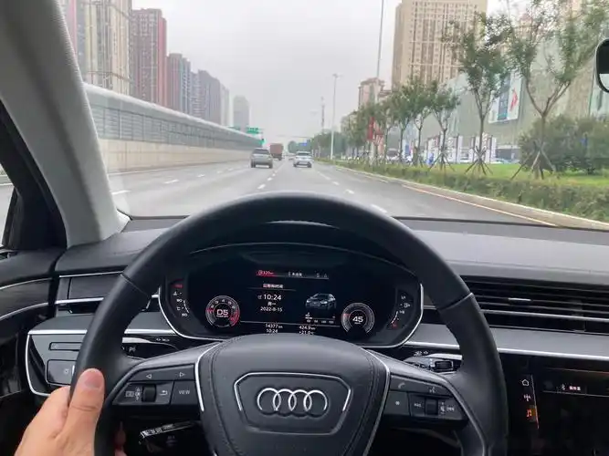 奥迪a8l轮胎需要定期换位吗