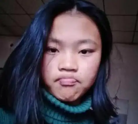 丑照女生丑照女生照片真实搞笑