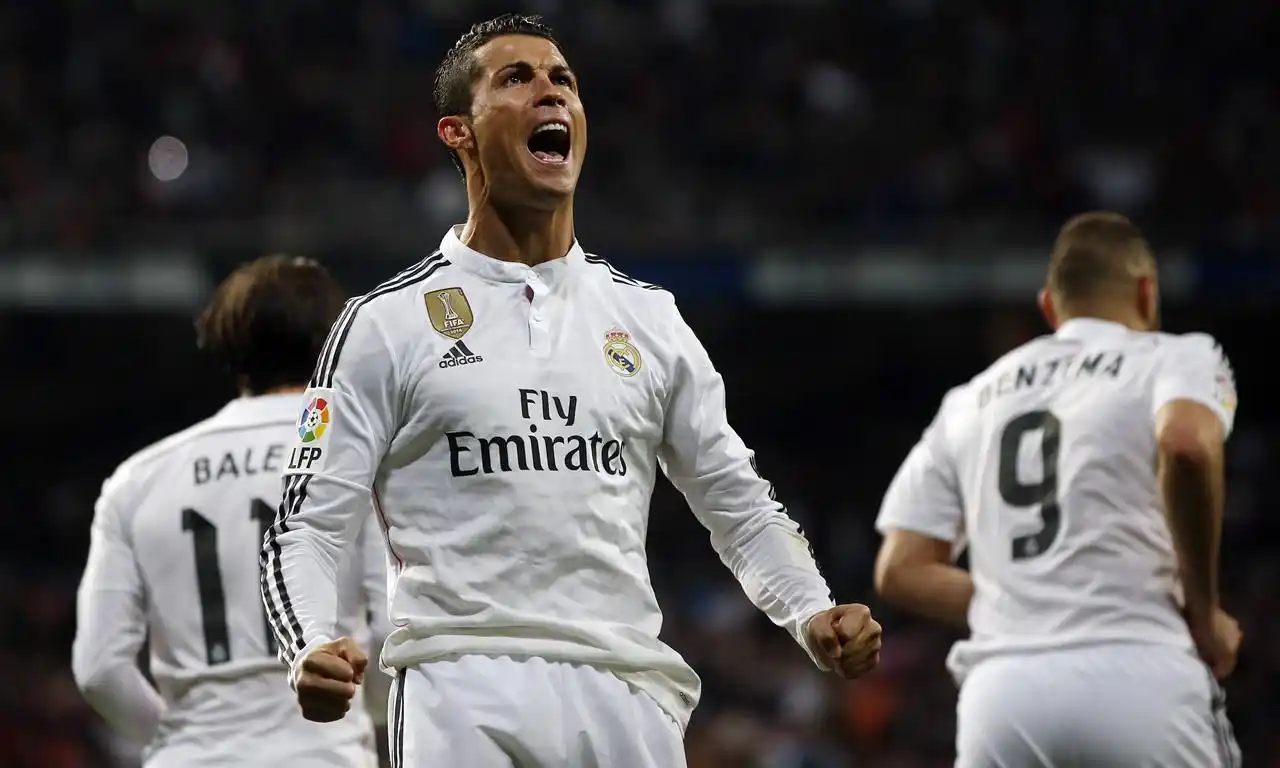 皇马官宣:正式放弃c罗!五千万欧高薪令曼联止步,中超有望接手