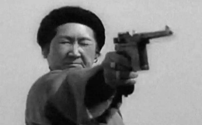 在国家危难的时候,不愿意故土,我们应该铭记这些为中国奋斗革命先烈