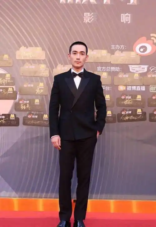 尹正:漂亮餐夺走了我的快乐,网友:衰老的太厉害!