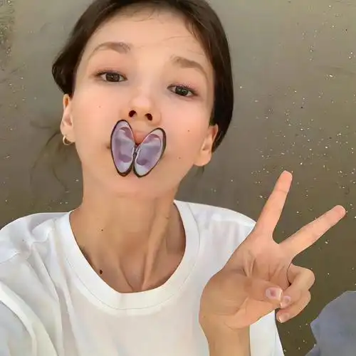 有没有小众但很惊艳的女生头像