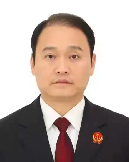 法院提名杨志龙同志为院长候选人樟树市人民法院提名吴子牛同志为院长