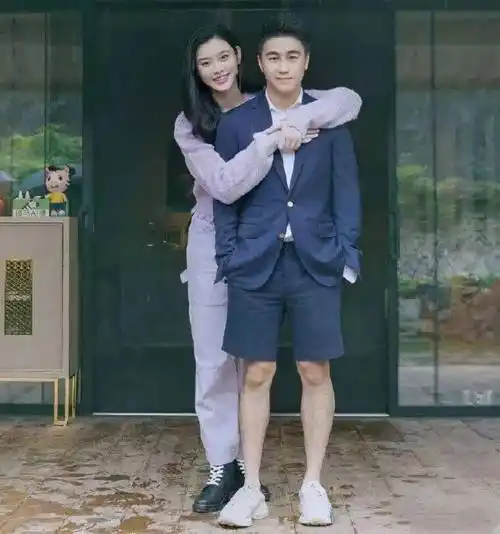 确实羡慕奚梦瑶_何猷君_豪门_婚姻