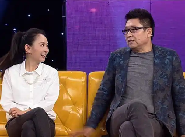 主持人王芳与王为念是什么关系?主持人王芳嫁大15岁教授(2)