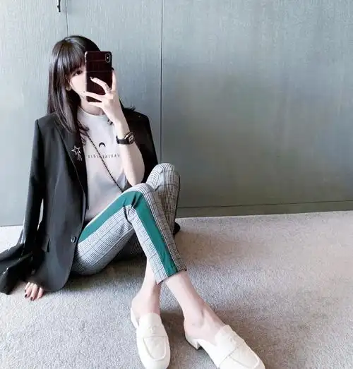 三色堇儿全身女头