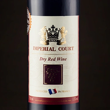 什么牌子的红酒商标是两个狮子,中间一个皇冠