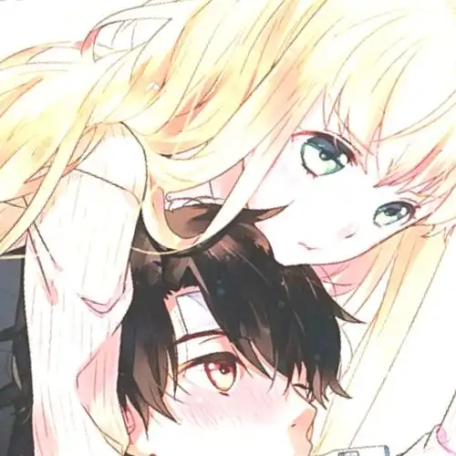 动漫情侣头像拥抱女生