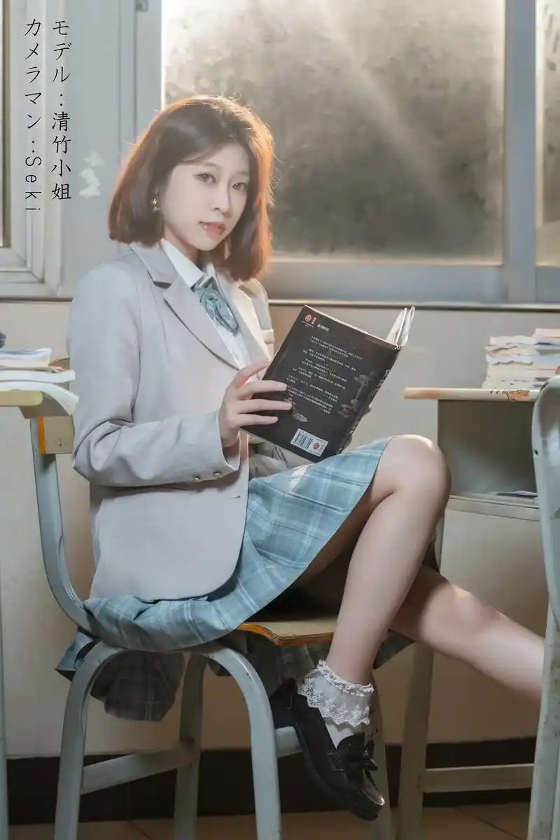 jk拍照姿势分享.感谢本次拍摄灯具由@智云官方 提供 1.坐 - 抖音