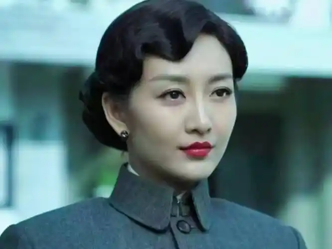 伪装者汪曼春卿本佳人奈何做贼正义永远立于爱情之上