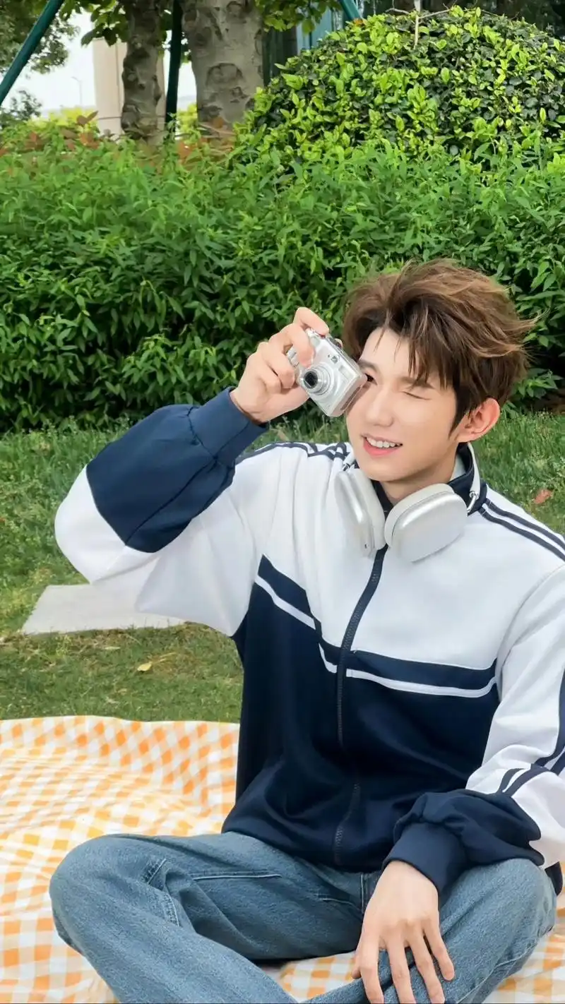 阳光帅气大男孩😉.#王源 #宇宙超级无敌大帅哥