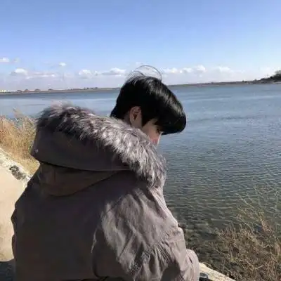 2019qq男生背影头像个性帅气小清新 晚点遇到你余生都是你