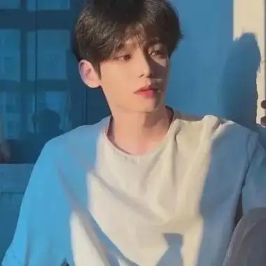 精选真人超级帅气又超级温柔的头像 小清新气质好看的男头潮流_男生