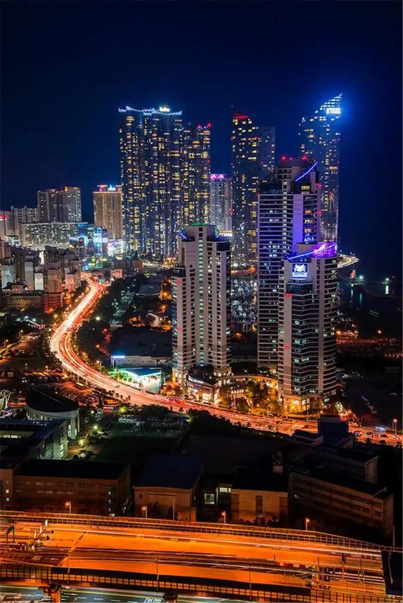 韩国海洋城市釜山,夜景很美丽