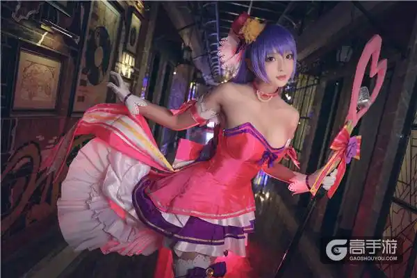 王昭君偶像歌手皮肤cos美照王昭君偶像歌手cos欣赏