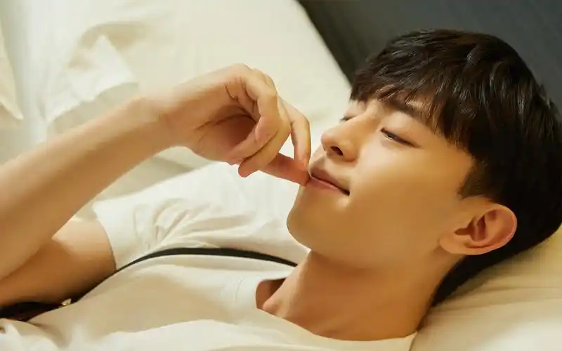 邓伦高清电脑桌面壁纸