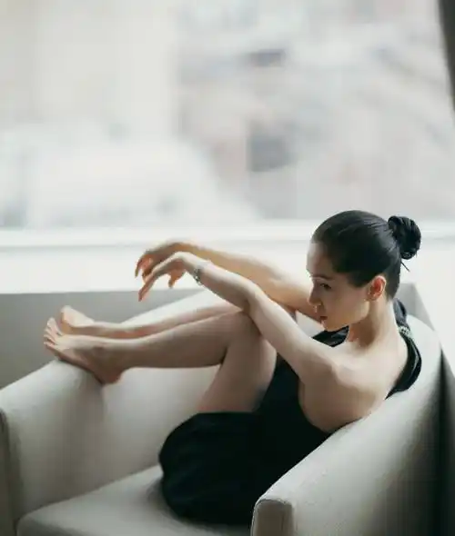 大不如原来了,可毕竟老交情还在,使得王子文先后参演了赵宝刚导演的