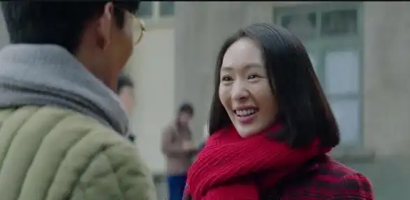 现在的话就不会那么说,02年出道出演《林海雪原》,之后虽然丑闻对事业