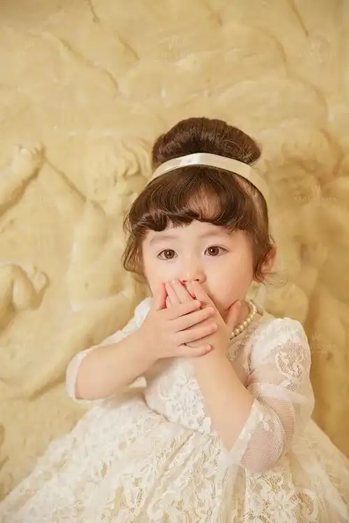 萌你一脸,10张 [ 大眼萌娃 ] 宝宝照,太可爱了!