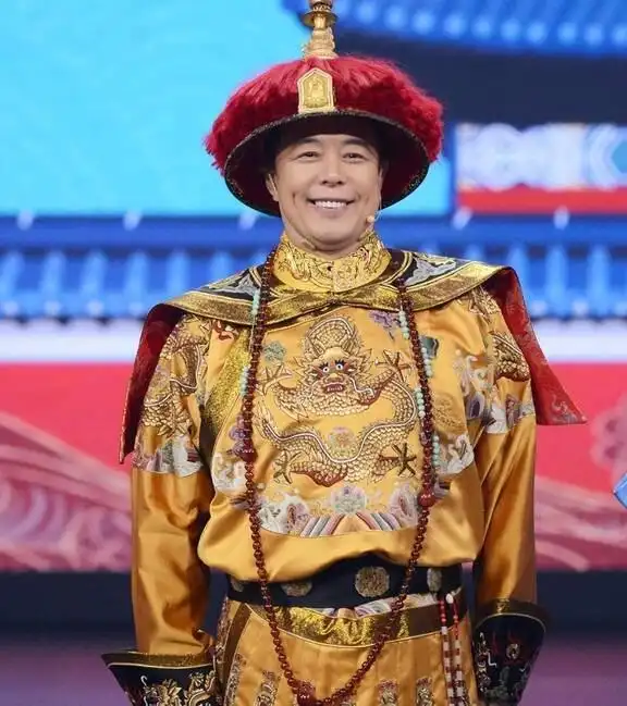 张铁林三个孩子有三个妈加入外国国籍66岁脚里打6个钢钉