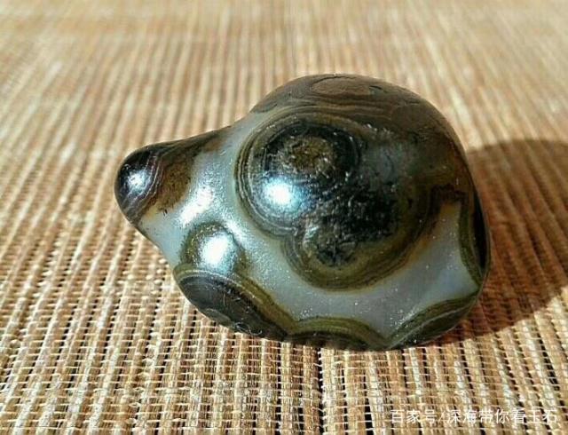 痴迷一眼万年的玛瑙奇石,它总会给你带来心灵的悸动.