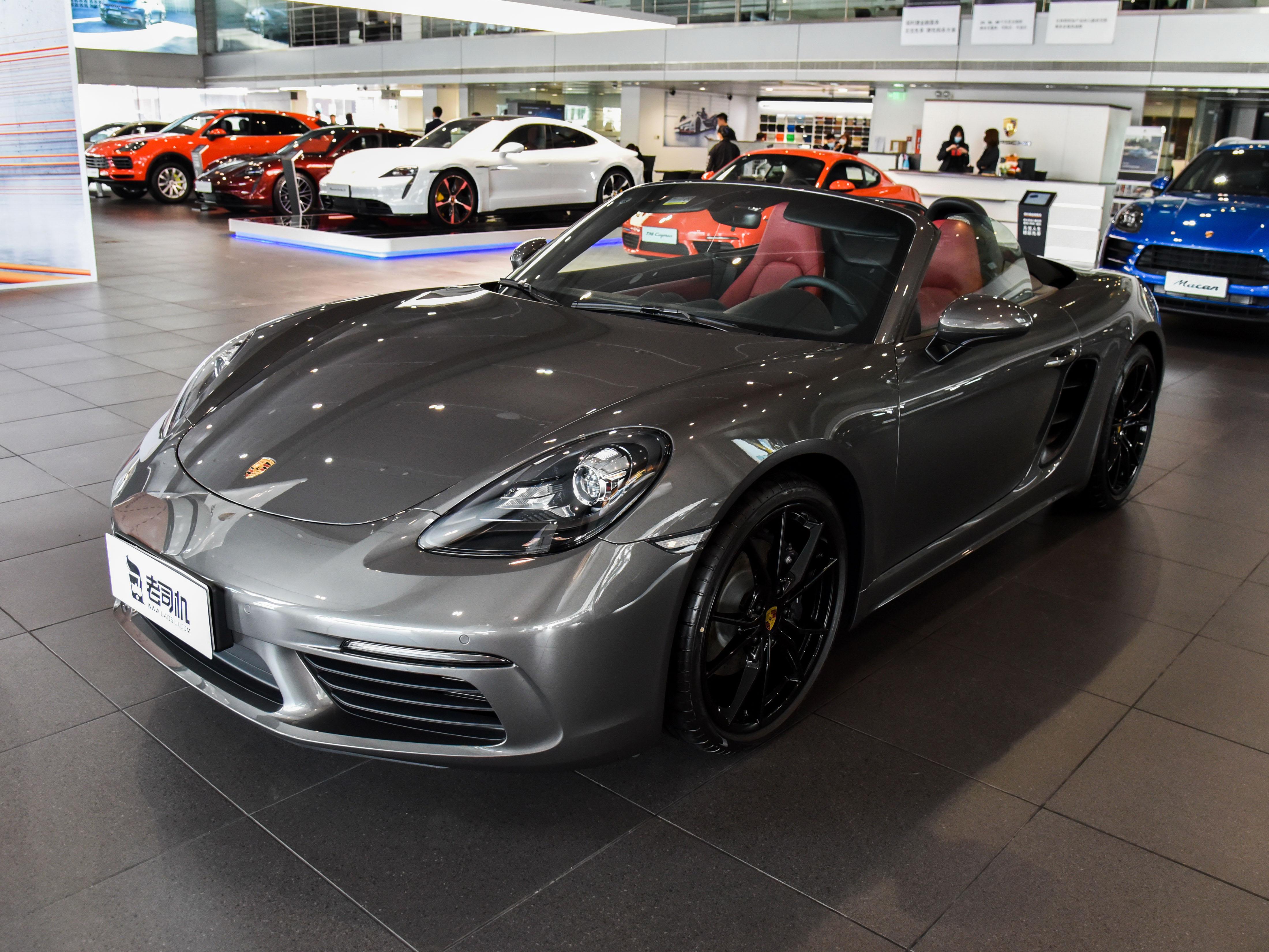 敞篷保时捷跑车,售价比911便宜,原装进口车型,实拍保时捷718