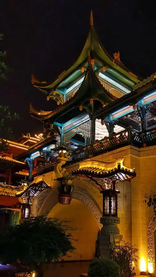 四川眉山风景,夜景,水街风光.2020年9月7日.