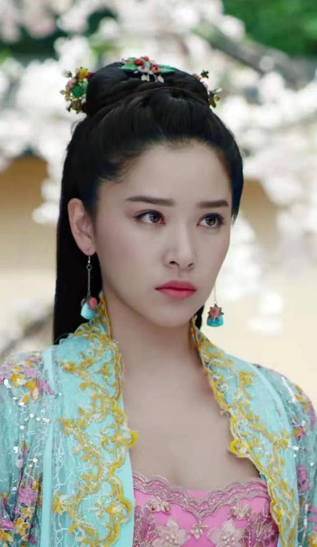 阚清子:新剧《沸腾人生》开播,出演"女汽车人"事业开挂_纪凌尘_感情