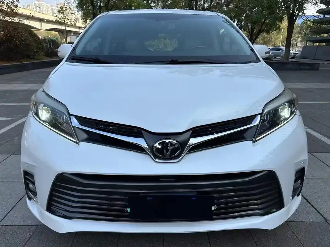 5丰田塞纳ltd版 四驱最高配 外观升级20款 塞纳配置里的天花板 双天窗