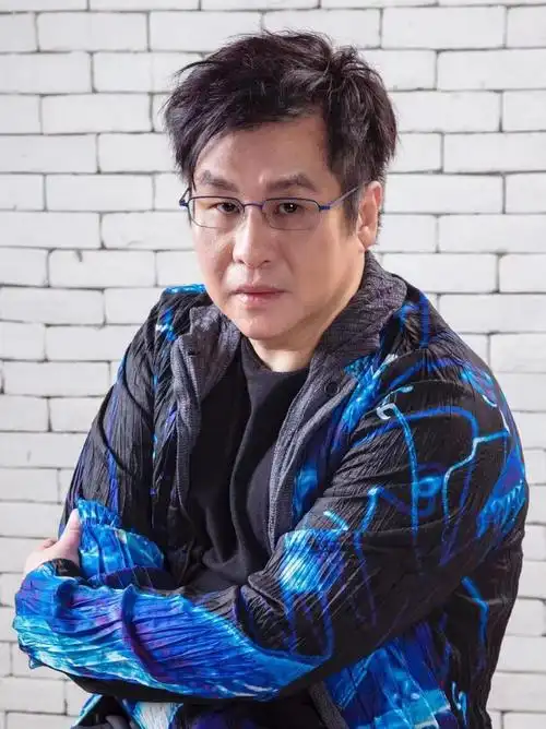 郑智化哈尔滨官宣:年底发专辑!新歌能把《水手》"按地上摩擦"