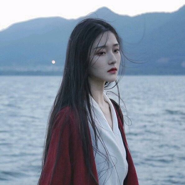 古言强推:《暴君的病娇皇后》,病娇女主vs暴君男主