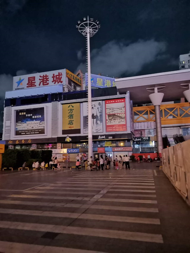 深圳松岗星港城:从繁华到关门停业,终究没撑过去,让人深感惋惜
