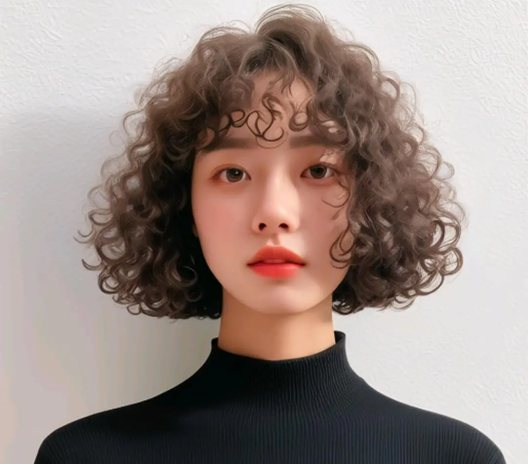 鲍勃发是一种非常经典的发型.它时尚,可爱,很受年轻女孩的欢迎.2.