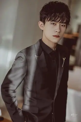 (文/易直这烊玺欢你～)