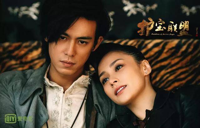 两人一言不合就打得昏天暗地,在相爱相杀中展开虐心之恋.