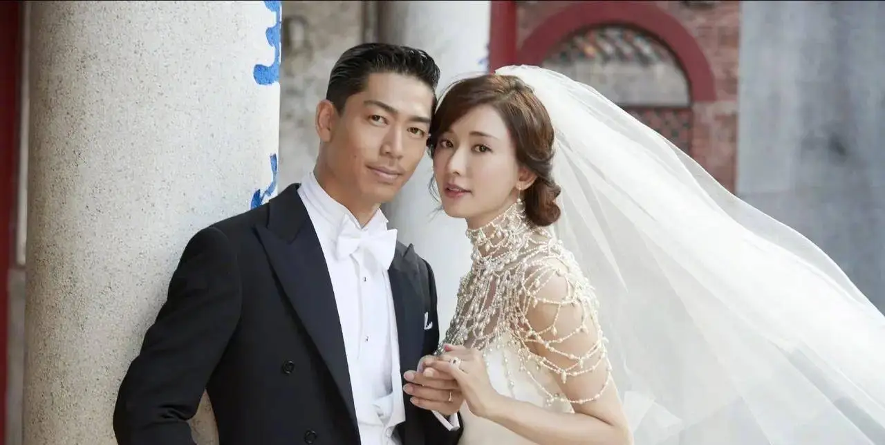 43岁言承旭胡子拉碴现身红毯苍老许多,错过林志玲意难平_好身材_作品