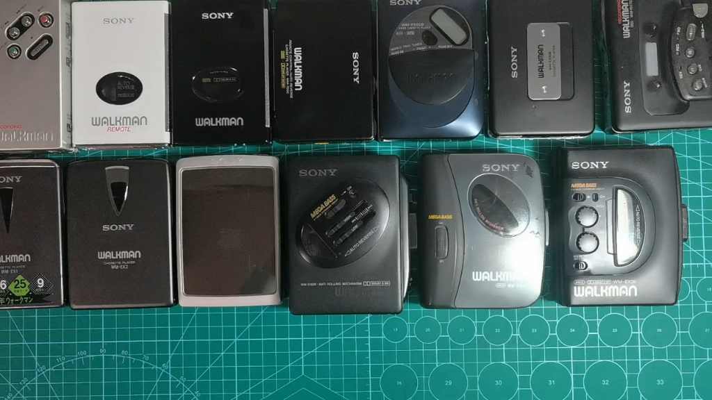 2023年留存的索尼磁带随身听