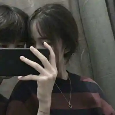 一对两张超拽情头爱人头像,情侣头像图片-回车桌面