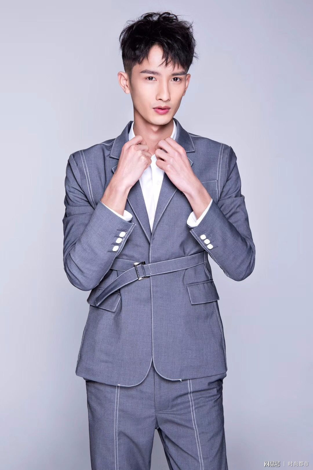 刘俊达时尚写真 国民欧巴尽显青春无敌