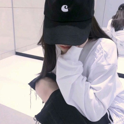 念七帽子控女生精致帅气头像