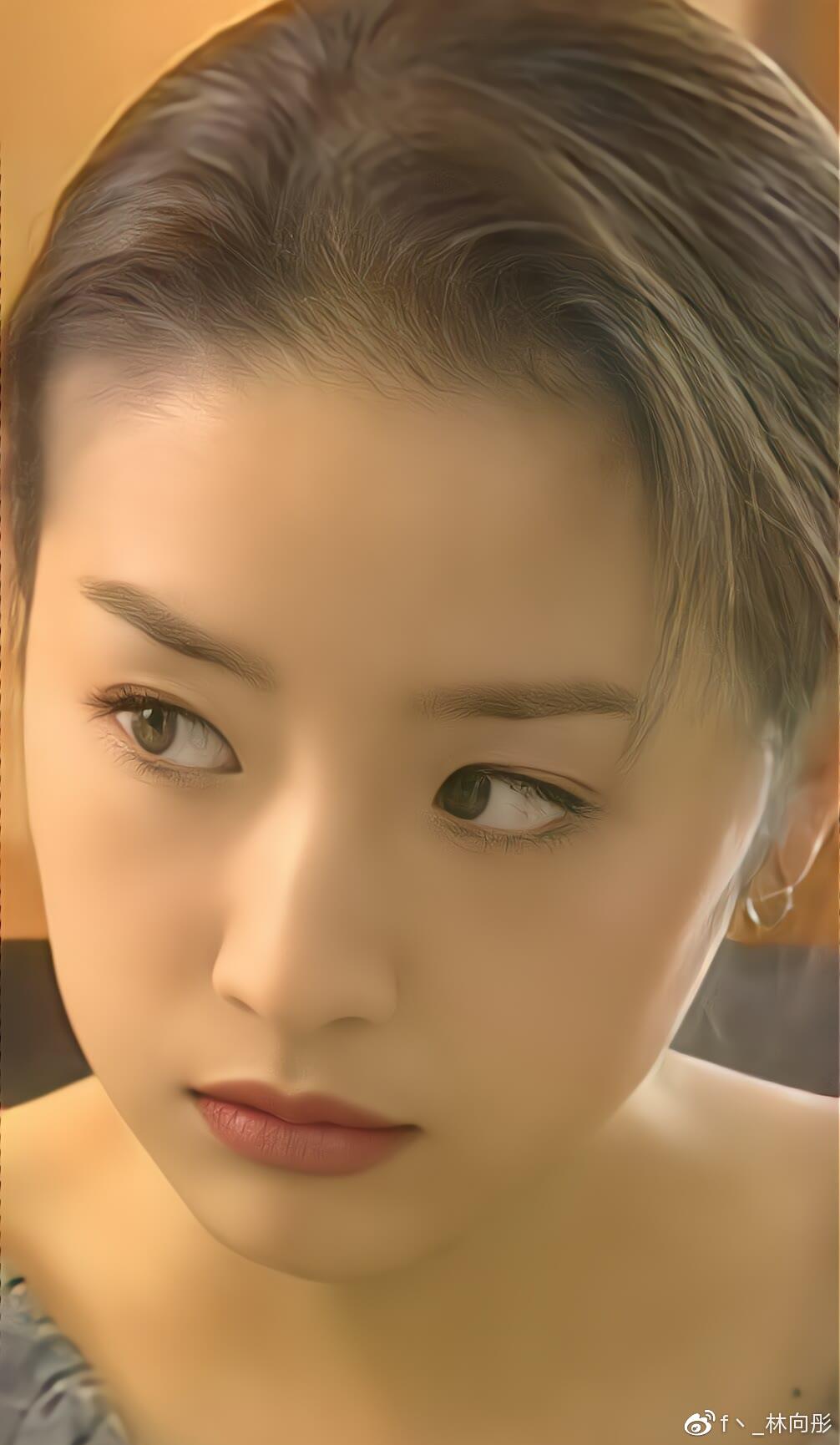 天使般的纯洁笑容,影视剧白领公寓董洁饰演任飞儿