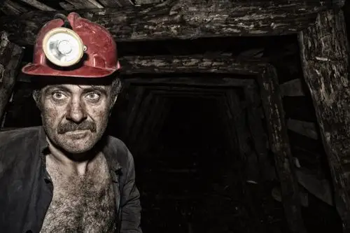 矿工,黄金,鹤嘴斧,拿着,金矿正版图片素材下载