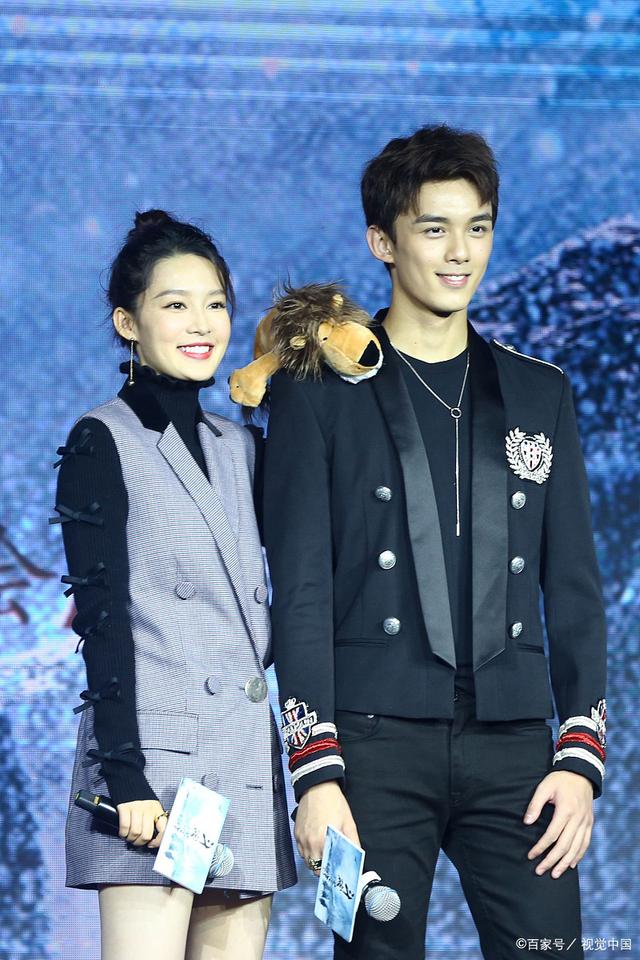 带姐姐发家致富的童星-吴磊