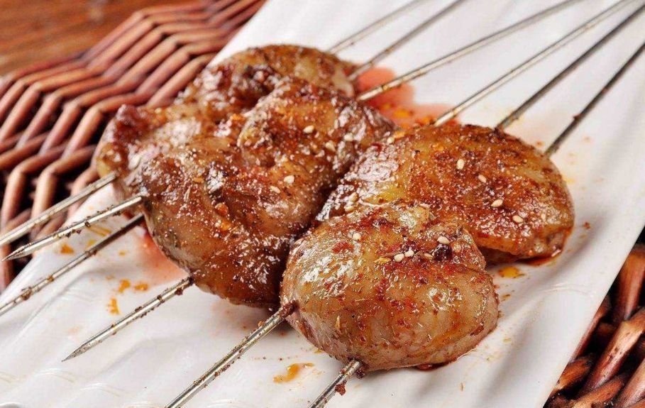 我直接在水社摆烧烤摊